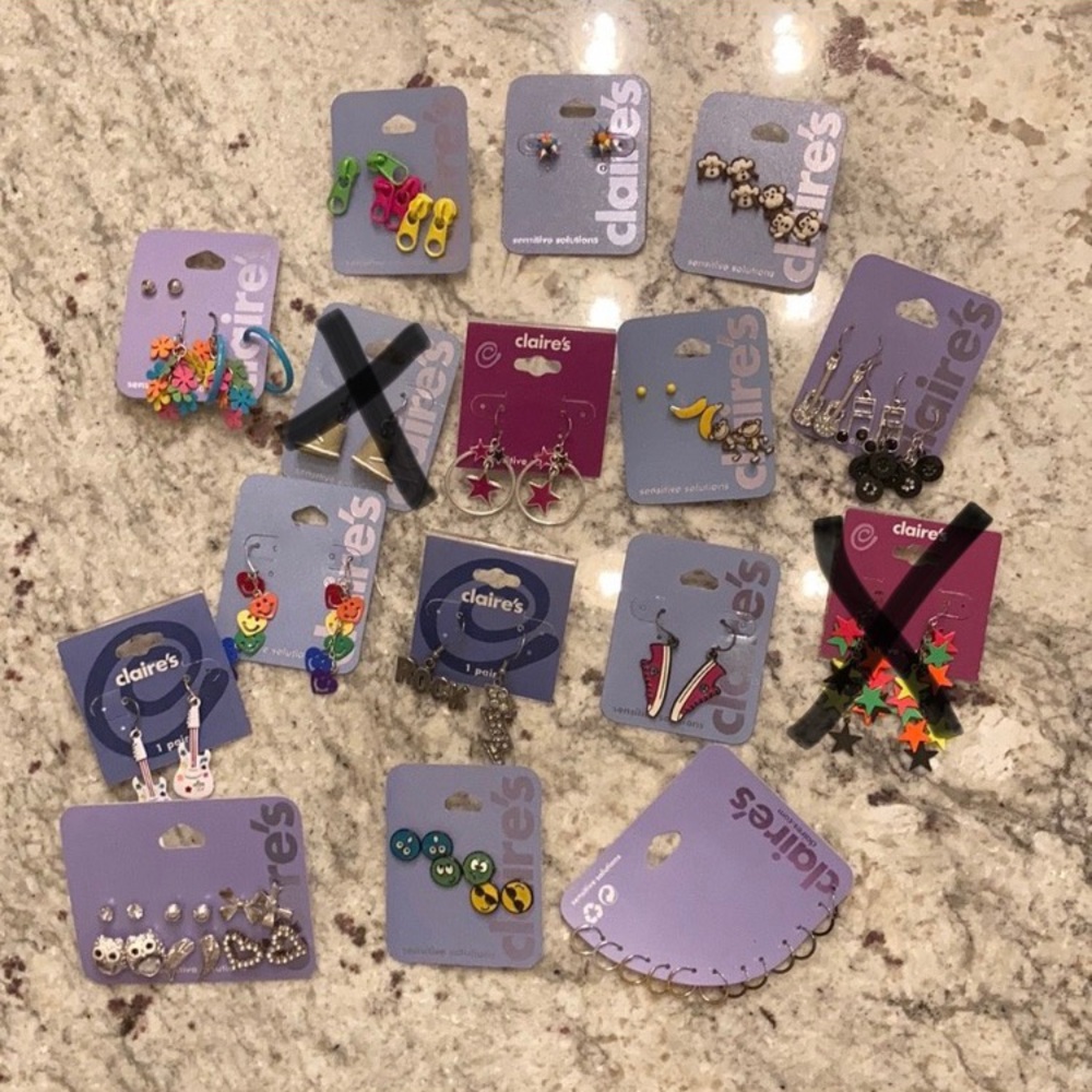 Y2K Claire’s Earrings Bundle Plus Earring Hanger